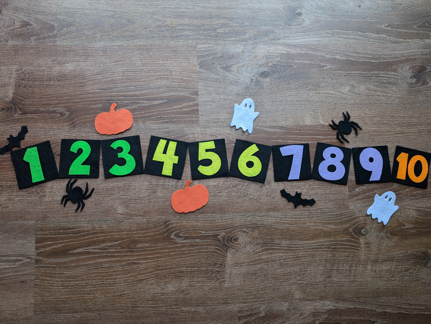 Halloween felt number set 1-10, Set 1 (Green, Yellow, Purple, Orange)